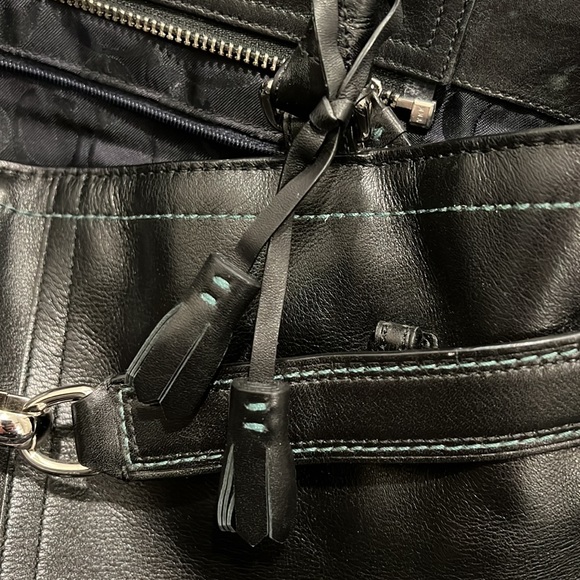 COACH Black Leather Tote Bag Laptop Commuter Expandable Tote Tassel Detail - Picture 9 of 9